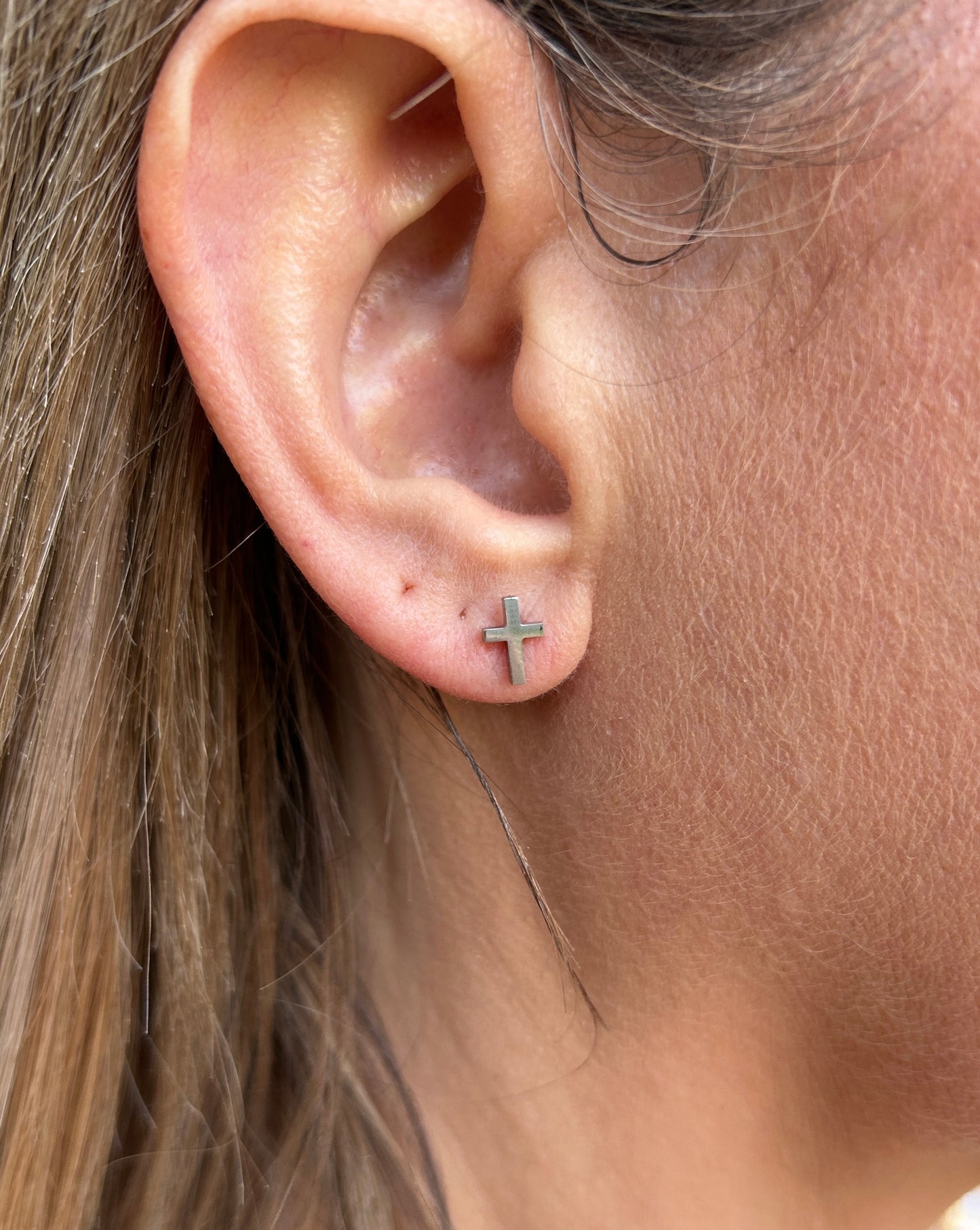 ✨ Infinite Grace™ Cross Studs (Silver & Gold)