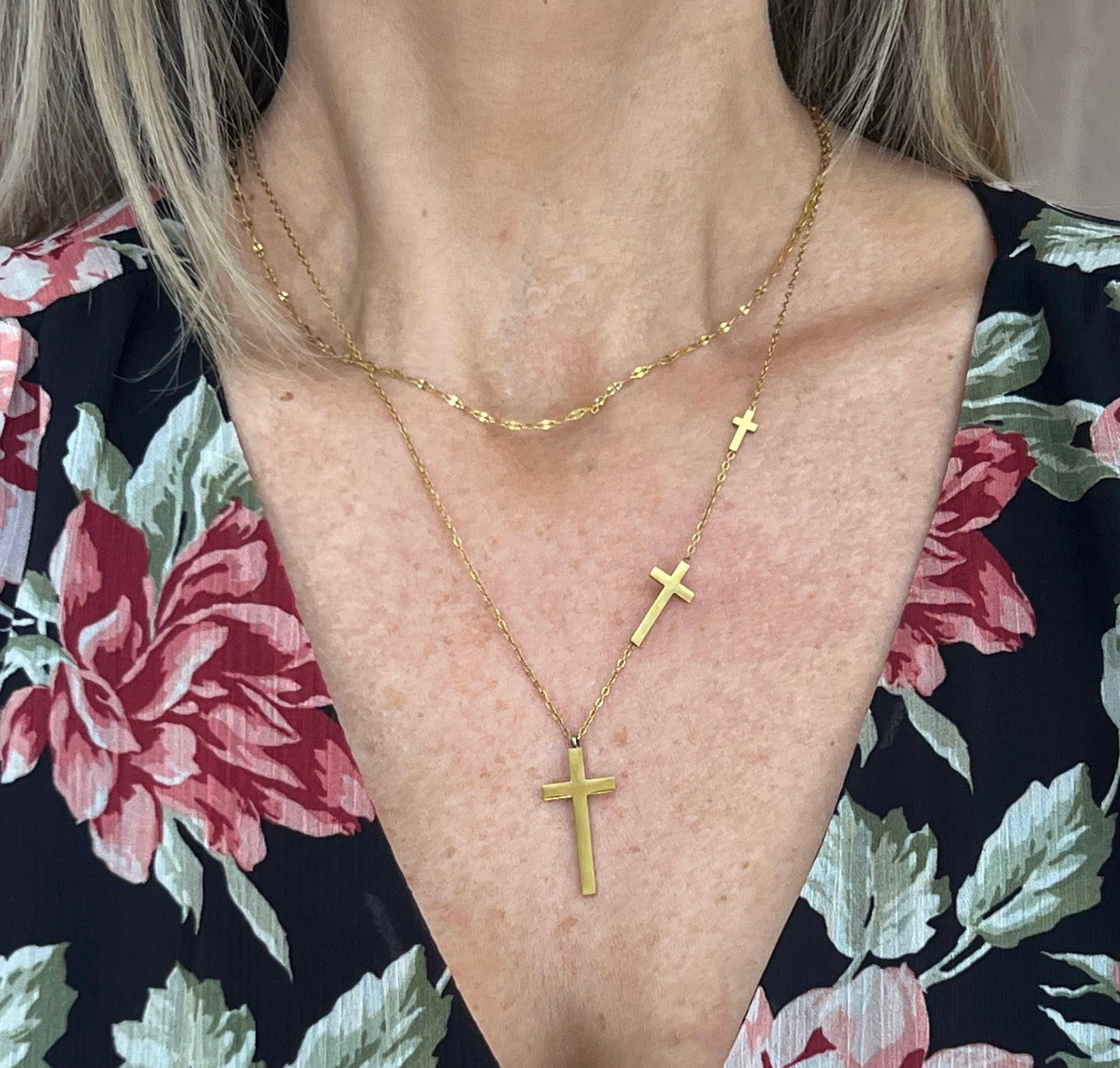 💫 Divine Unity Linked-Cross Necklace (Gold)
