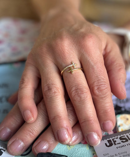 ✝️ Faithfully Joined Cross Ring (Silver & Gold)