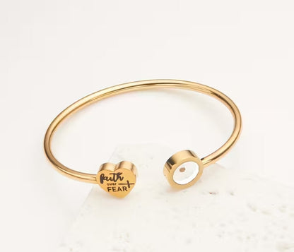 💛 Mustard Seed Faith™ Bracelet – Faith Over Fear (Gold & Silver)